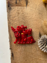 Load image into Gallery viewer, Vintage Bakelite Scottie Dog Brooch