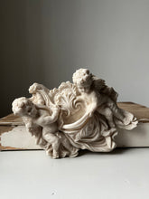 Load image into Gallery viewer, Vintage Cherub wall Plaque