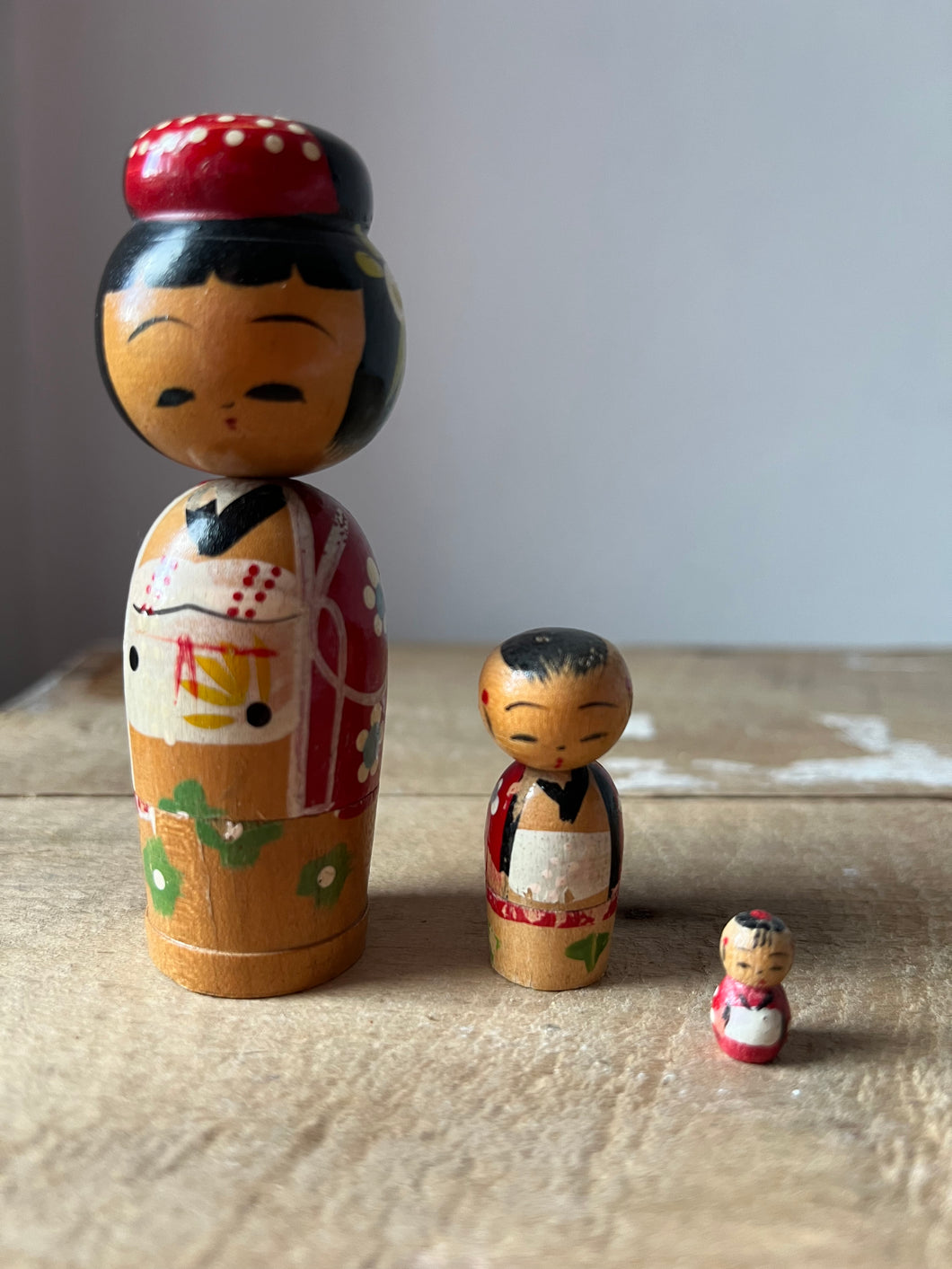 Vintage Kokeshi Nesting Dolls