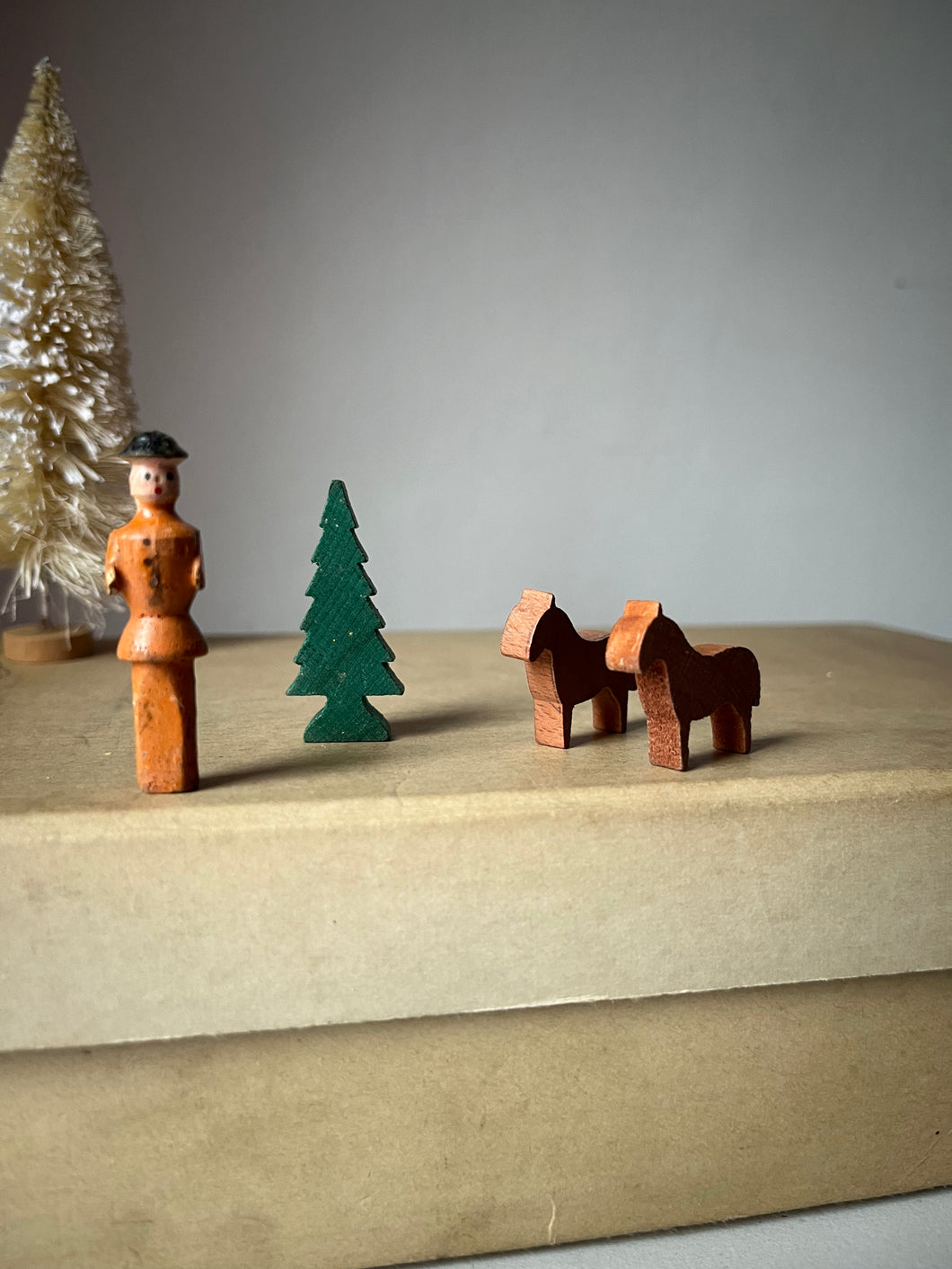 Vintage Wooden Winter set