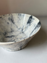 Load image into Gallery viewer, Mid-Century Serving bowl