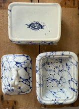 Load image into Gallery viewer, Antique French Soap Dish