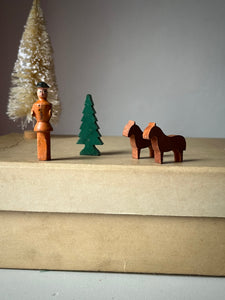 Vintage Wooden Winter set