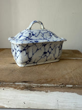 Load image into Gallery viewer, Antique French Soap Dish