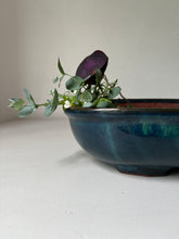 Load image into Gallery viewer, Vintage Glazed planter