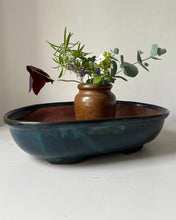 Load image into Gallery viewer, Vintage Glazed planter