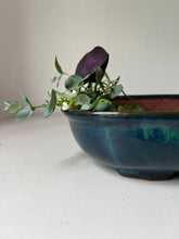 Load image into Gallery viewer, Vintage Glazed planter