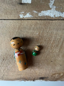 Pair of Vintage Kokeshi Nesting dolls, Green