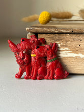 Load image into Gallery viewer, Vintage Bakelite Scottie Dog Brooch