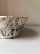 Load image into Gallery viewer, Mid-Century Serving bowl