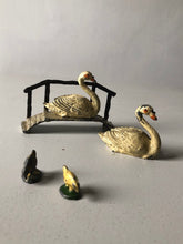 Load image into Gallery viewer, Set of Antique Lead Swans