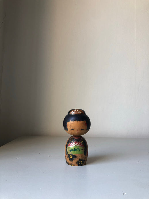 Small Vintage Kokeshi doll