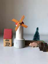 Load image into Gallery viewer, 1950s German Wooden Christmas Village Set