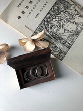 Load image into Gallery viewer, Vintage Lovebirds Ring box