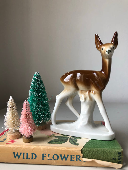 Vintage porcelain Deer / Fawn