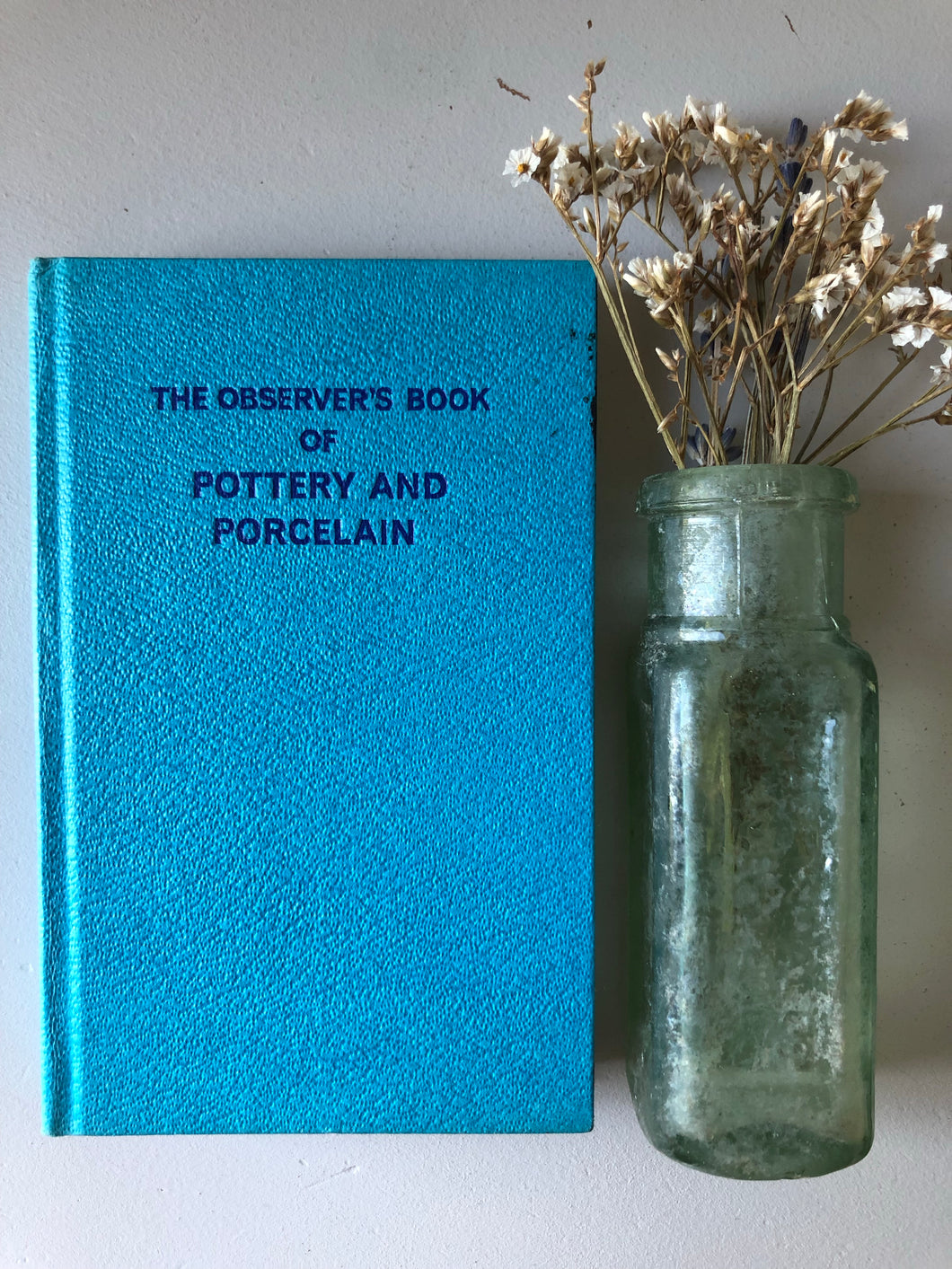 Observer Book, Pottery and Porcelain