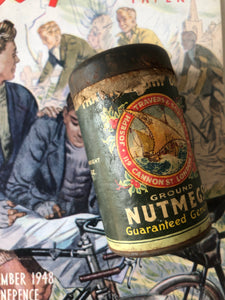 Vintage Nutmeg Round Tin