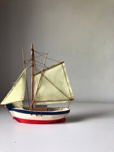 Load image into Gallery viewer, Old French Sailing boat