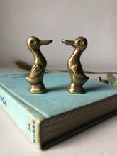 Load image into Gallery viewer, Pair of Small Vintage Brass Ducks