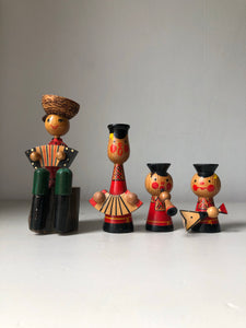 Vintage Wooden Figures - Band