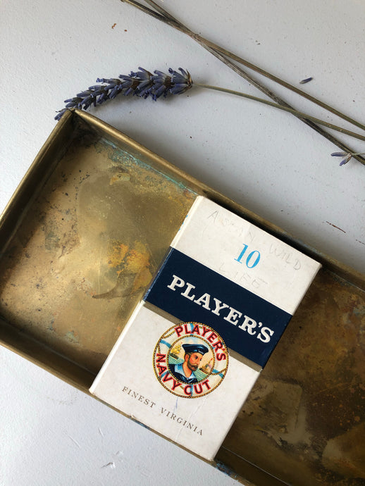 Vintage Players Cigarette box with cards