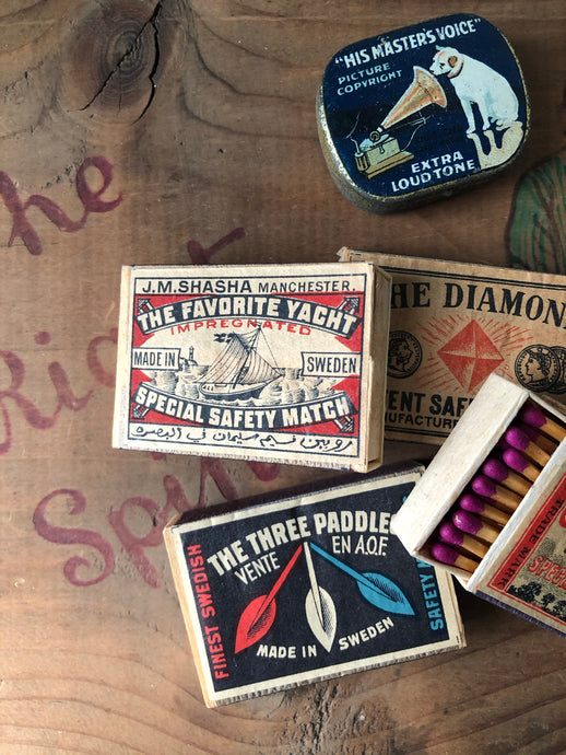 Box of matches, Yacht