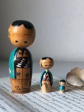 Load image into Gallery viewer, Trio of Vintage Kokeshi Nesting Dolls