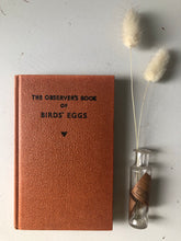 Load image into Gallery viewer, Observer Book of Birds Eggs