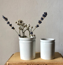 Load image into Gallery viewer, Set of 2 Apothecary measuring pots