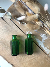 Load image into Gallery viewer, Pair of Antique Medicine bottles