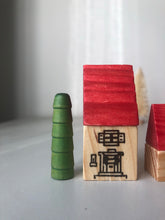 Load image into Gallery viewer, 1950s German Wooden Christmas Village Set, Narrow House