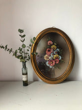 Load image into Gallery viewer, Vintage floral painting