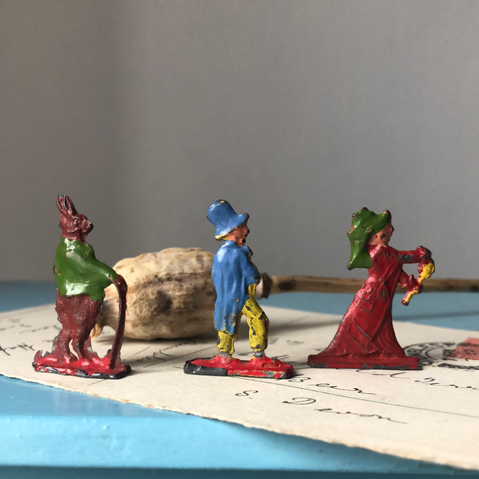 Vintage Alice in Wonderland Lead figures