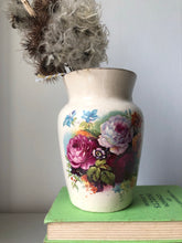 Load image into Gallery viewer, Vintage Decorative Vase