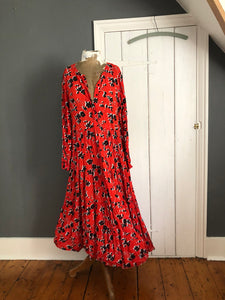 Preloved Zara Long Sleeve Smock Maxi Dress Lost and loved Preloved Zara Long Sleeve Smock Maxi Dress Lost and loved