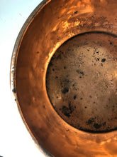Load image into Gallery viewer, Large Vintage Copper Pan