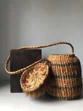 Load image into Gallery viewer, Vintage Bucket Basket