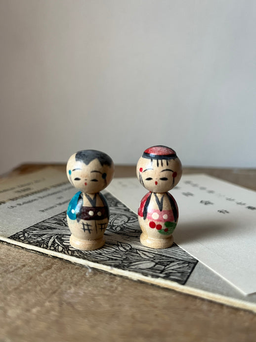 Pair of small Vintage Kokeshi Dolls