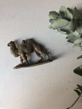 Load image into Gallery viewer, Victorian Lead Camel