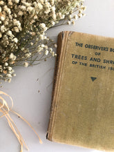 Load image into Gallery viewer, Observer book of Trees and Shrubs