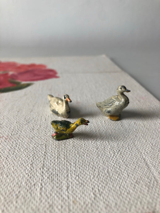 Antique Lead Ducks with Duckling