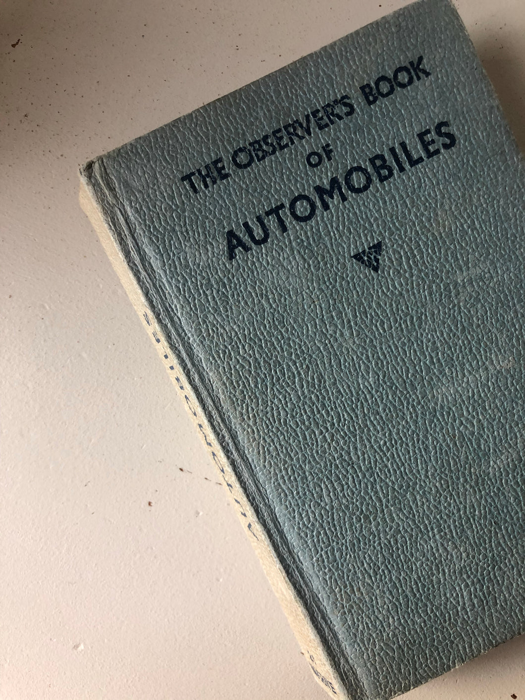 Observer Book of Automobiles