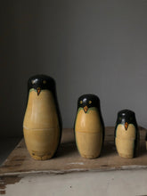 Load image into Gallery viewer, Vintage Penguin Nesting Dolls
