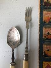 Load image into Gallery viewer, Antique Bone Handle cutlery
