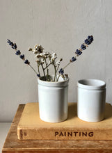 Load image into Gallery viewer, Set of 2 Apothecary measuring pots