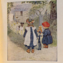 Load image into Gallery viewer, Early edition Beatrix Potter Book ‘The Tale of Ginger and Pickles’