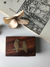 Load image into Gallery viewer, Vintage Lovebirds Ring box