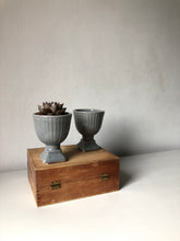 Load image into Gallery viewer, Pale Grey Flower Cup