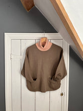 Load image into Gallery viewer, Vintage Roll neck sweater