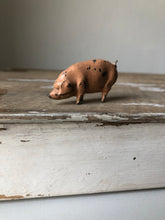 Load image into Gallery viewer, Vintage Lead Pig